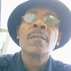 Meet your Posher, Tom